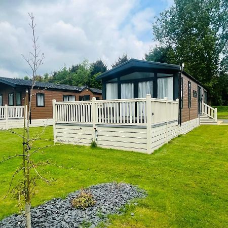 Ebor Lodge With Hot Tub Pocklington Exteriér fotografie